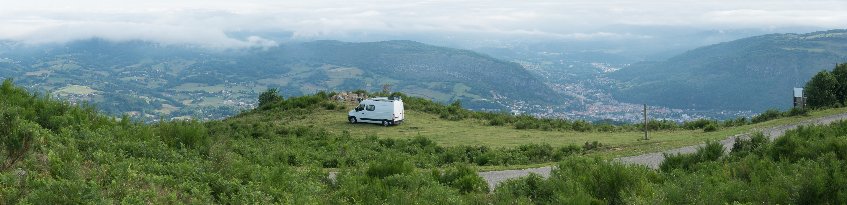 Au pied des Pyrénées, entre Perpignan et Foix