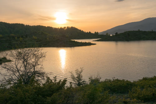 Bivouac au lac d'Aoos près de Ioannina //Grèce