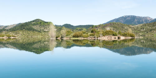 Canoë sur le lac de Aoos // Grèce