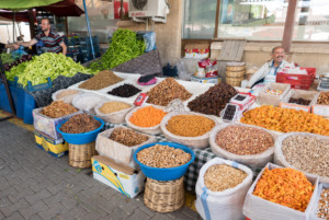 Des couleurs au marché d'Ürgüp - Cappadoce