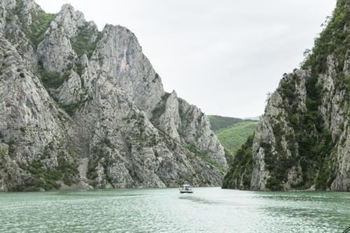 Remontée du lac de Koman // Albanie