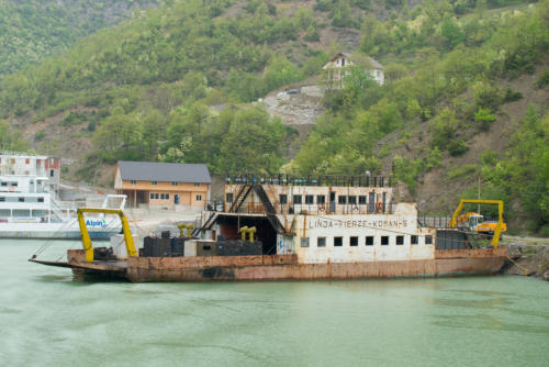 Remontée du lac de Koman // Albanie