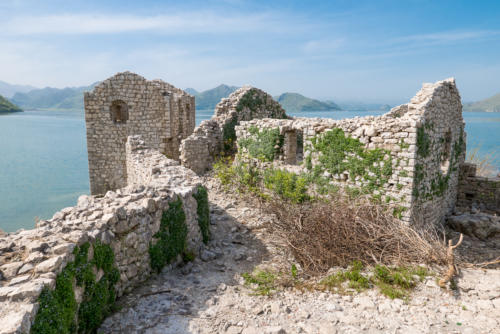 Canoë sur le lac Skadar // Montégnégro