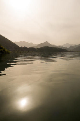 Canoë sur le lac Skadar // Montégnégro
