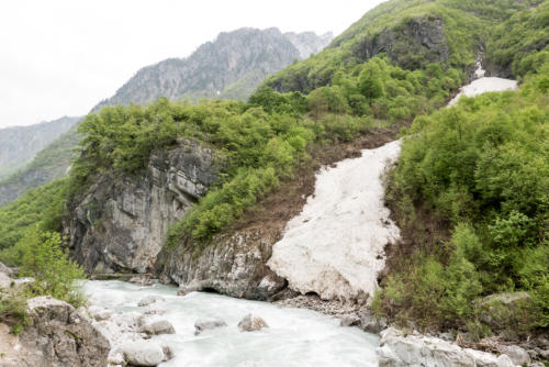 Remontée de la vallée de Valbona //Albanie