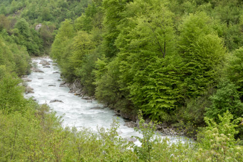 Remontée de la vallée de Valbona //Albanie